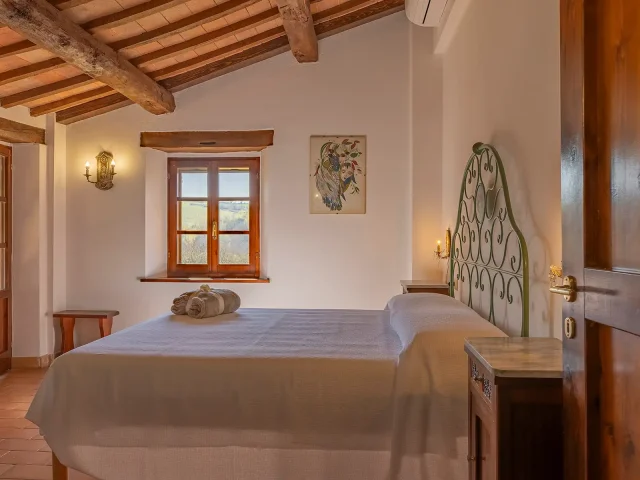 Rosacanina-Apartment-Bedroom-1